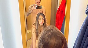 belle beurette se fait sodomiser dans la cabine d essayage