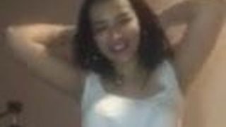 beurette ruby nikara twerk