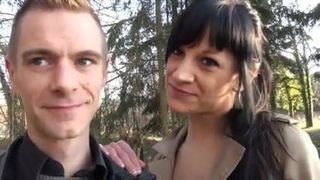 French mature Lou loves anal